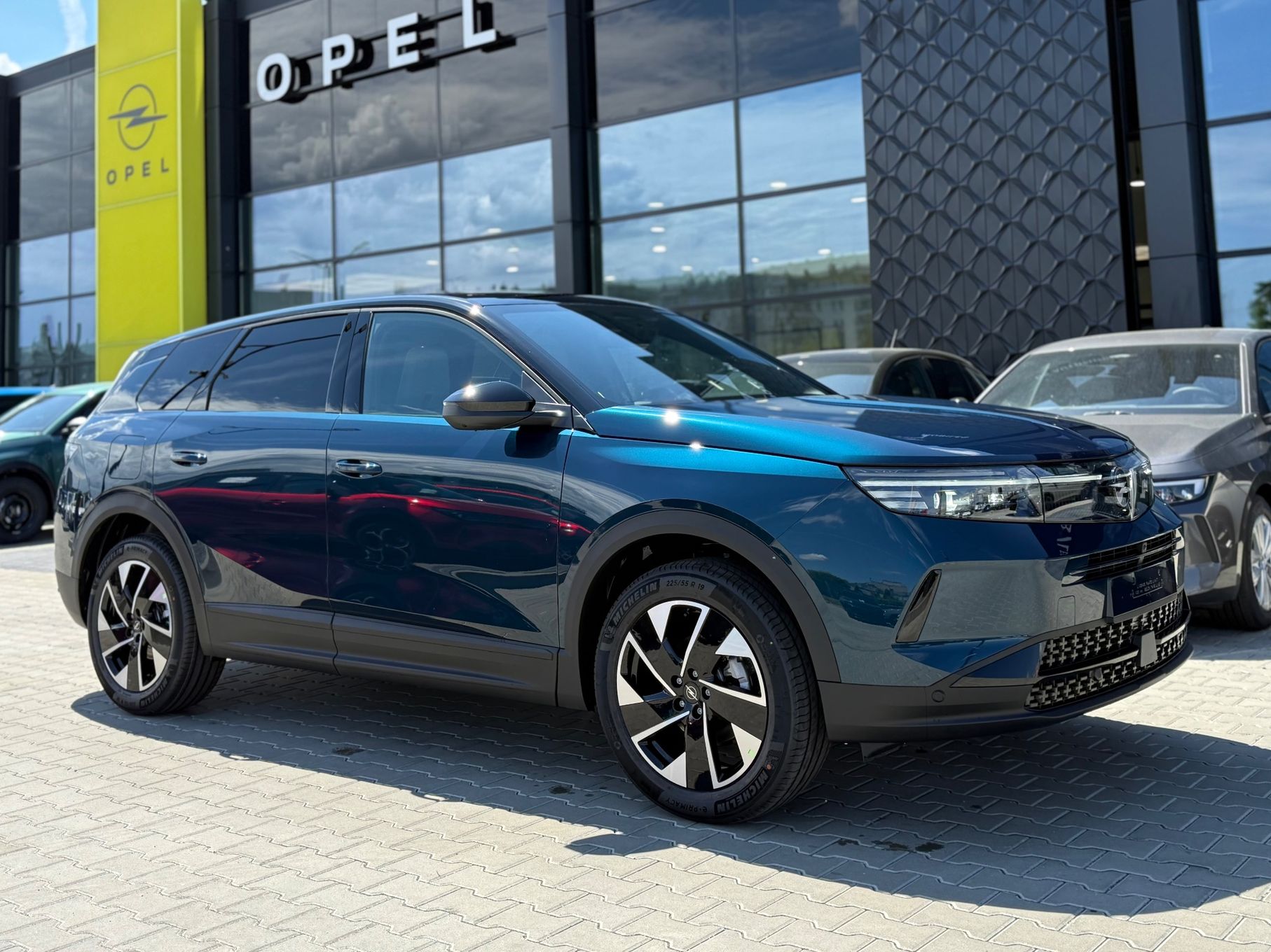Nowy Grandland GS Hybrid Pakiet Tech, Pakiet Komfort Nowy Kolor!