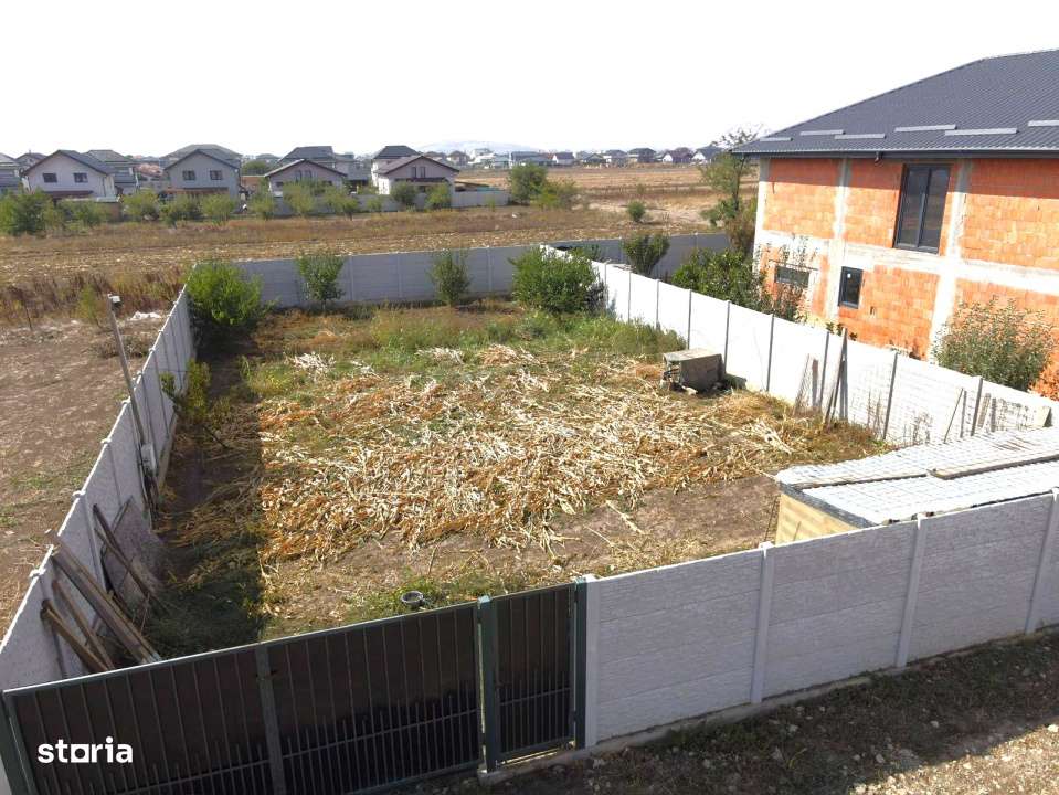 Teren Intravilan Fluturilor in rate | utilitati: curent, gaze | #UG8E-6