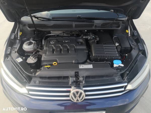 Volkswagen Touran 1.6 TDI Highline - 2