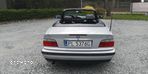 BMW Seria 3 318i Cabriolet - 12