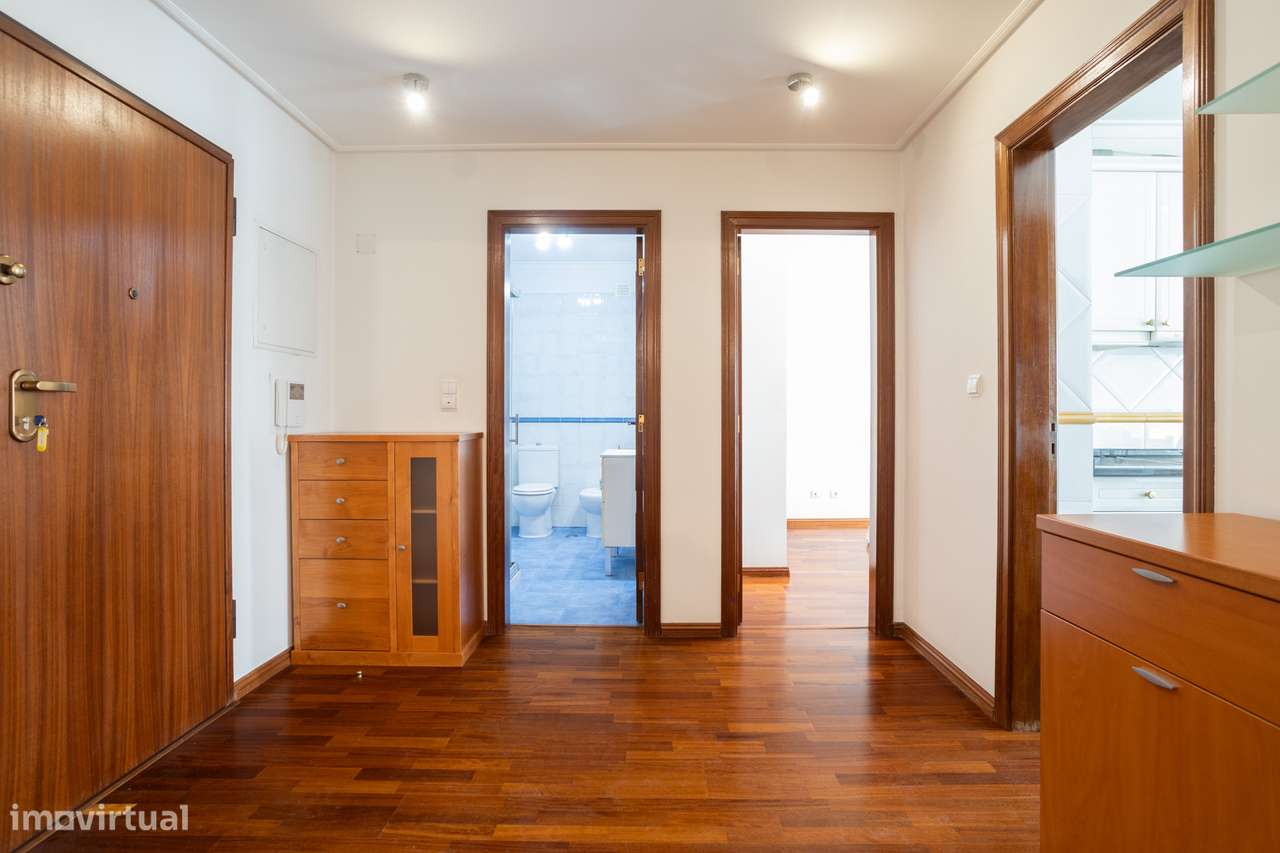 Apartamento T1 com Conforto e Conveniência a 5 Minutos do Liceu Francê - Grande imagem: 3/18