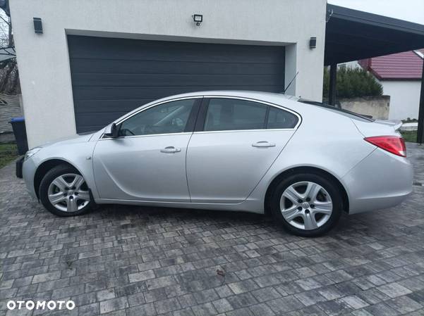 Opel Insignia - 24