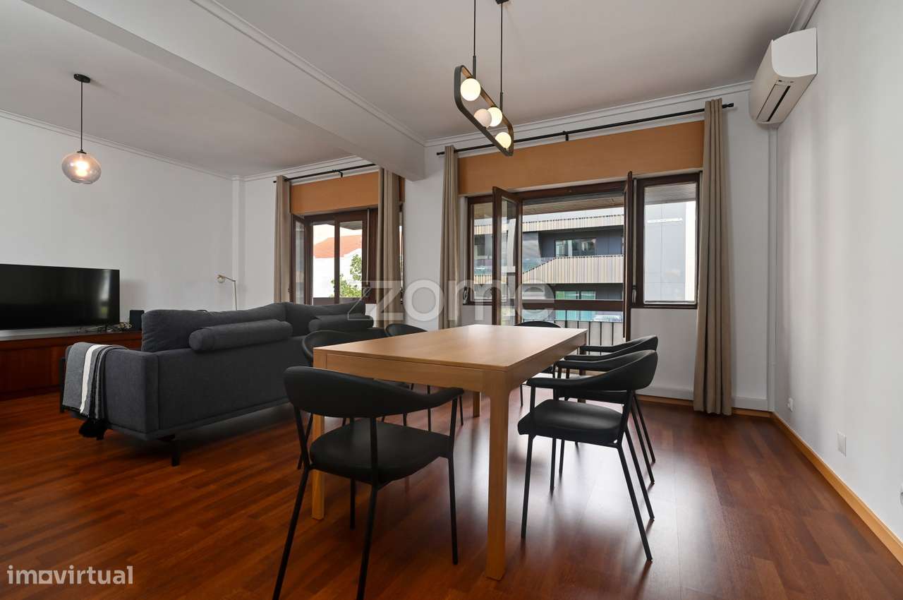 Apt T3 totalmente renovado no centro de Lisboa, junto à Gulbenkian-17