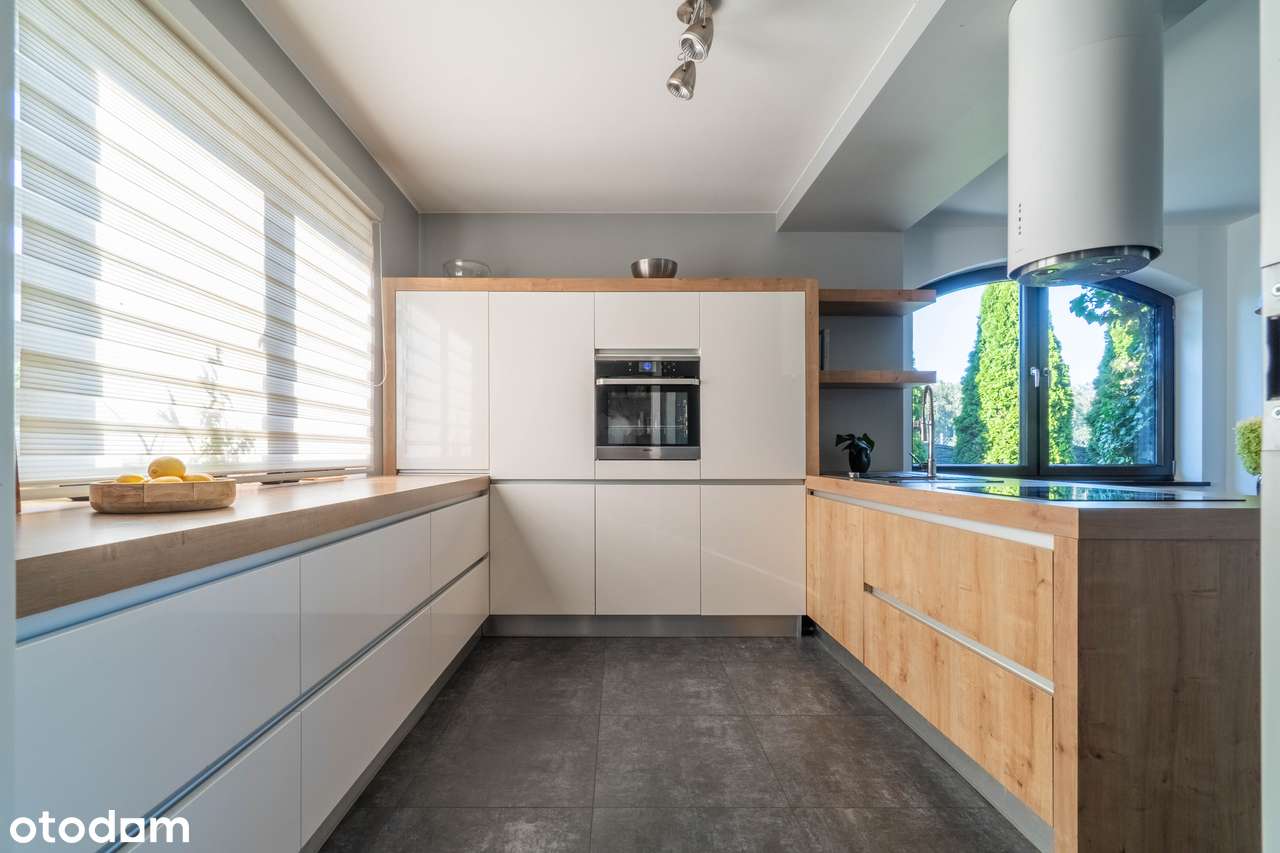 Gotowy Dom do zamieszkania z pięknym ogrodem Blisko Miasta-8