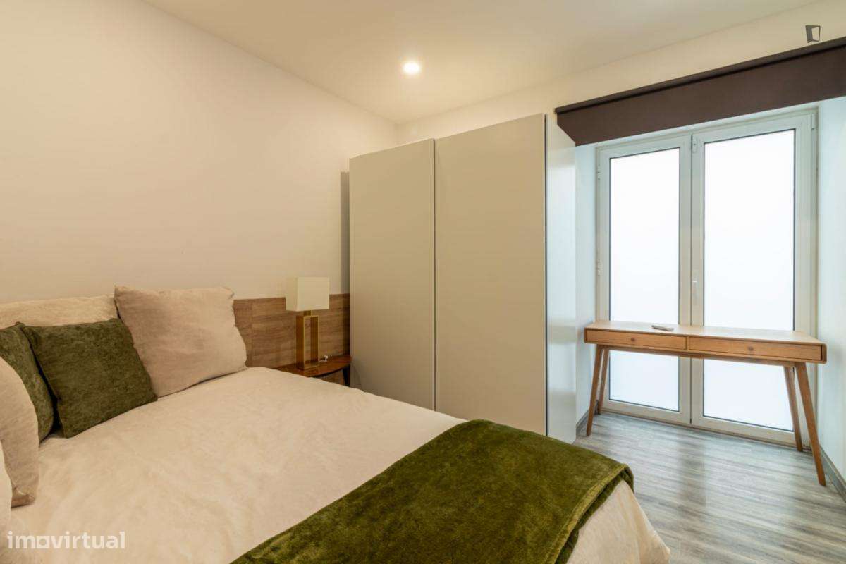 Quarto - localizado em Setubal - Grande imagem: 4/10