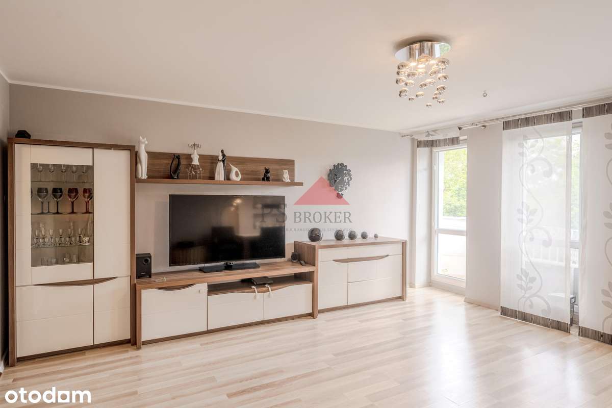 Trzypokojowe mieszkanie -  Balkon - Polecamy-3