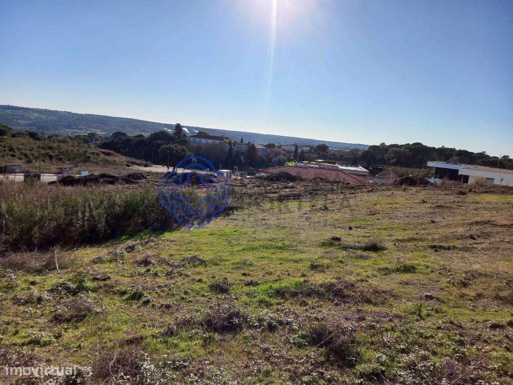 Lote de terreno para construção próximo de Constância no Centro de Por-13