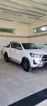 Toyota Hilux - 15