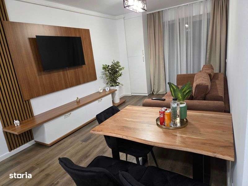 Inchiriez apartament ultracentral - Imagine principală: 2/5