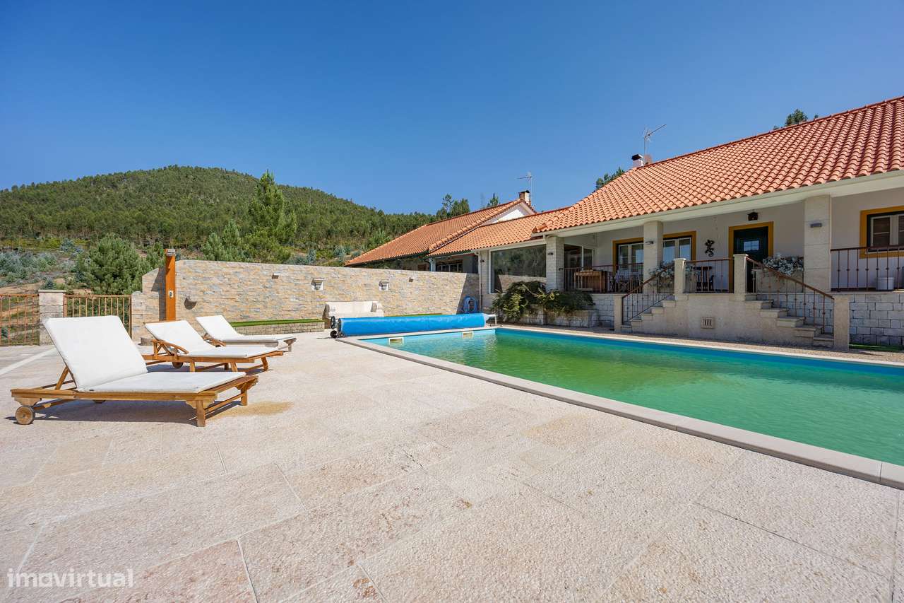 Moradia T2+2 | Piscina e Jardim | Vista Rio Zezêre | Dornes - Grande imagem: 2/51