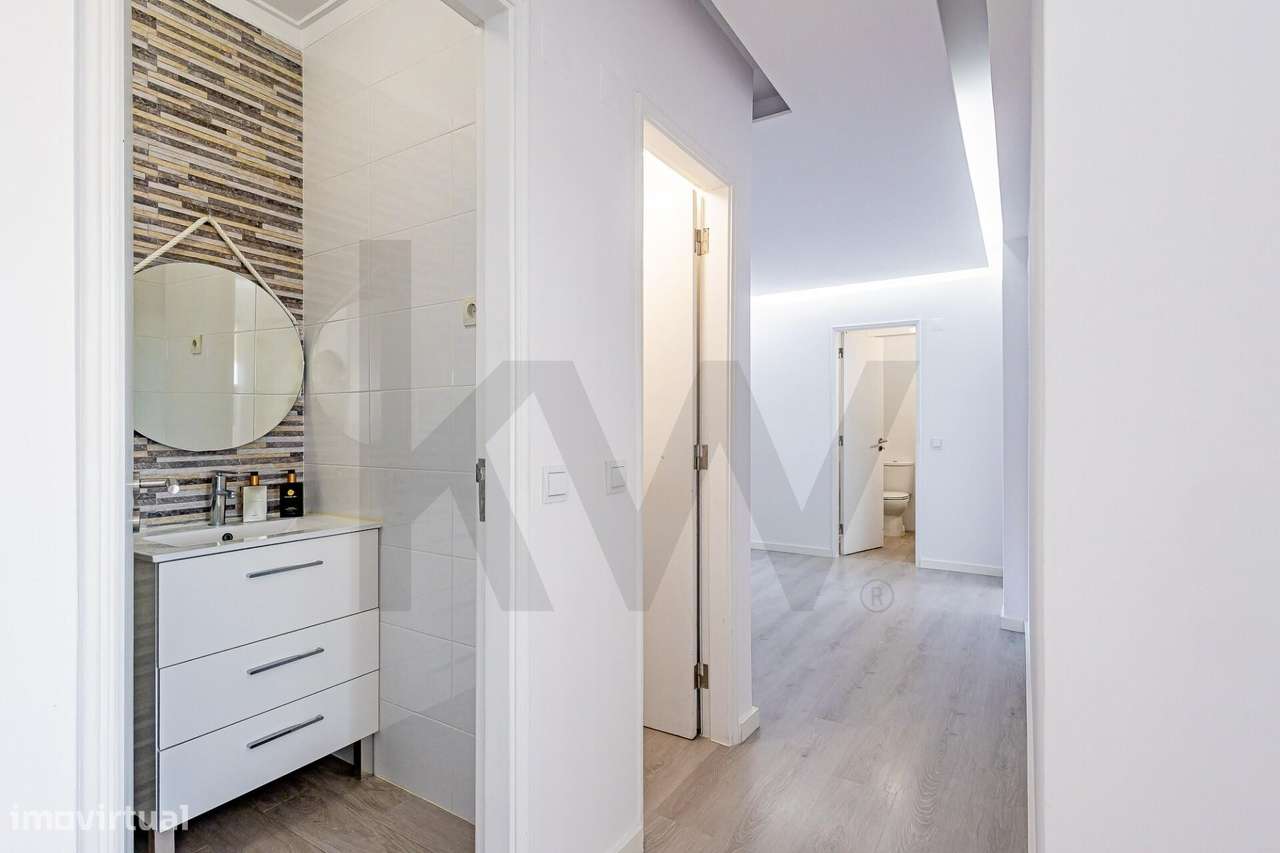 Apartamento T3 Totalmente Remodelado em Vale Flores de Cima-10