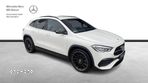 Mercedes-Benz GLA - 7