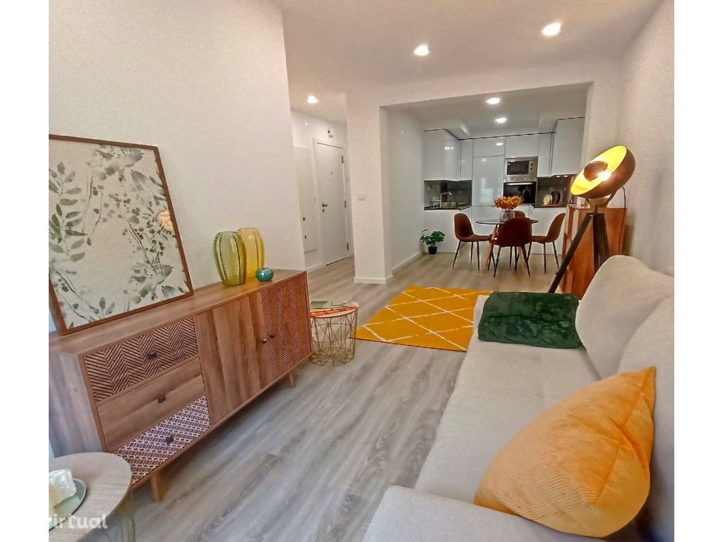 Apartamento T1, totalmente remodelado em Benfica