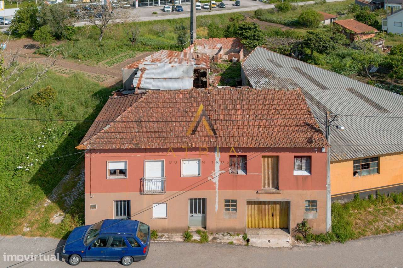 Moradia para Recuperar | Anexos | Garagem | Albergaria dos Doze, Pomba-6