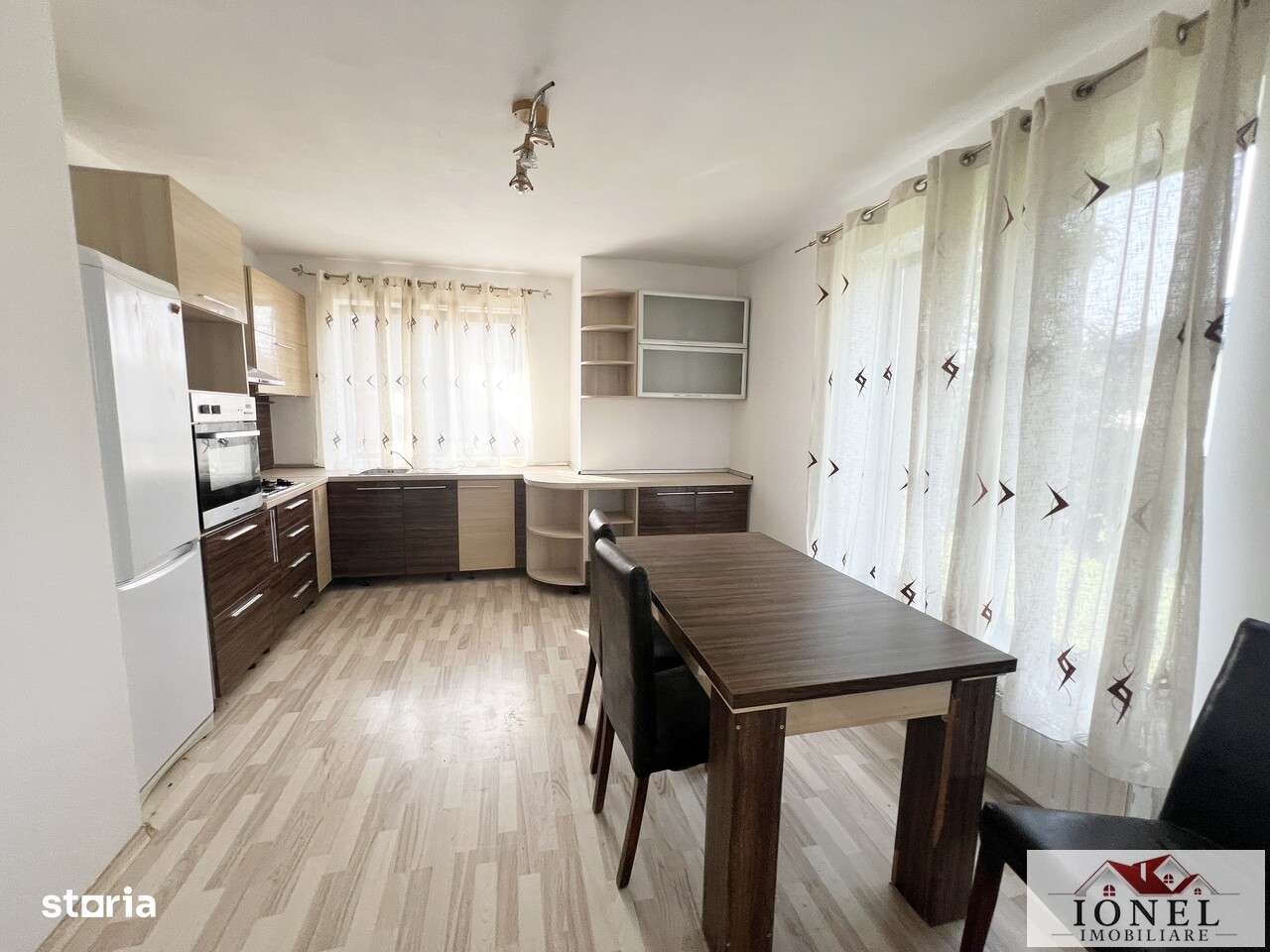 Casa D+P+M de vanzare in Alba Iulia - Imagine principală: 5/11