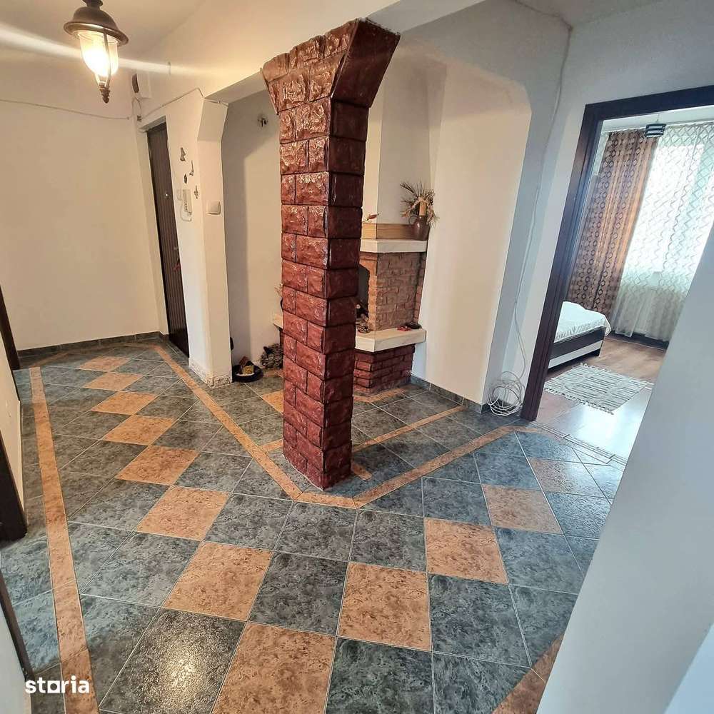 De vanzare 4 camere,2 balcoane,mobilat și utilat zona ultracentrala-16