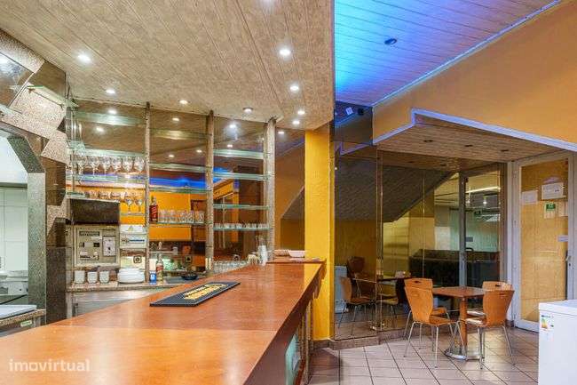 Loja para venda na Rua 25 de Abril - São José de São Lázaro, Braga - Grande imagem: 3/6