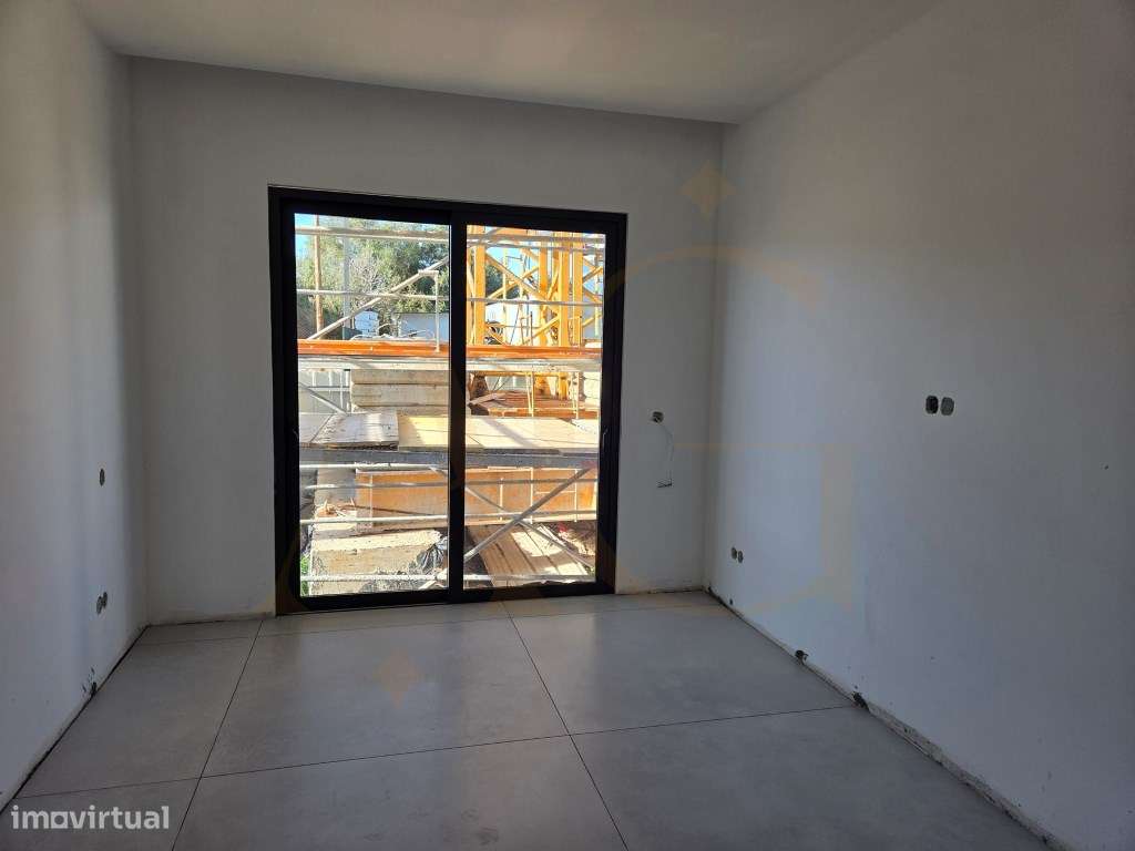 Apartamento T2 rés-do-chão com piscina e jardim privativos em Tavira-11