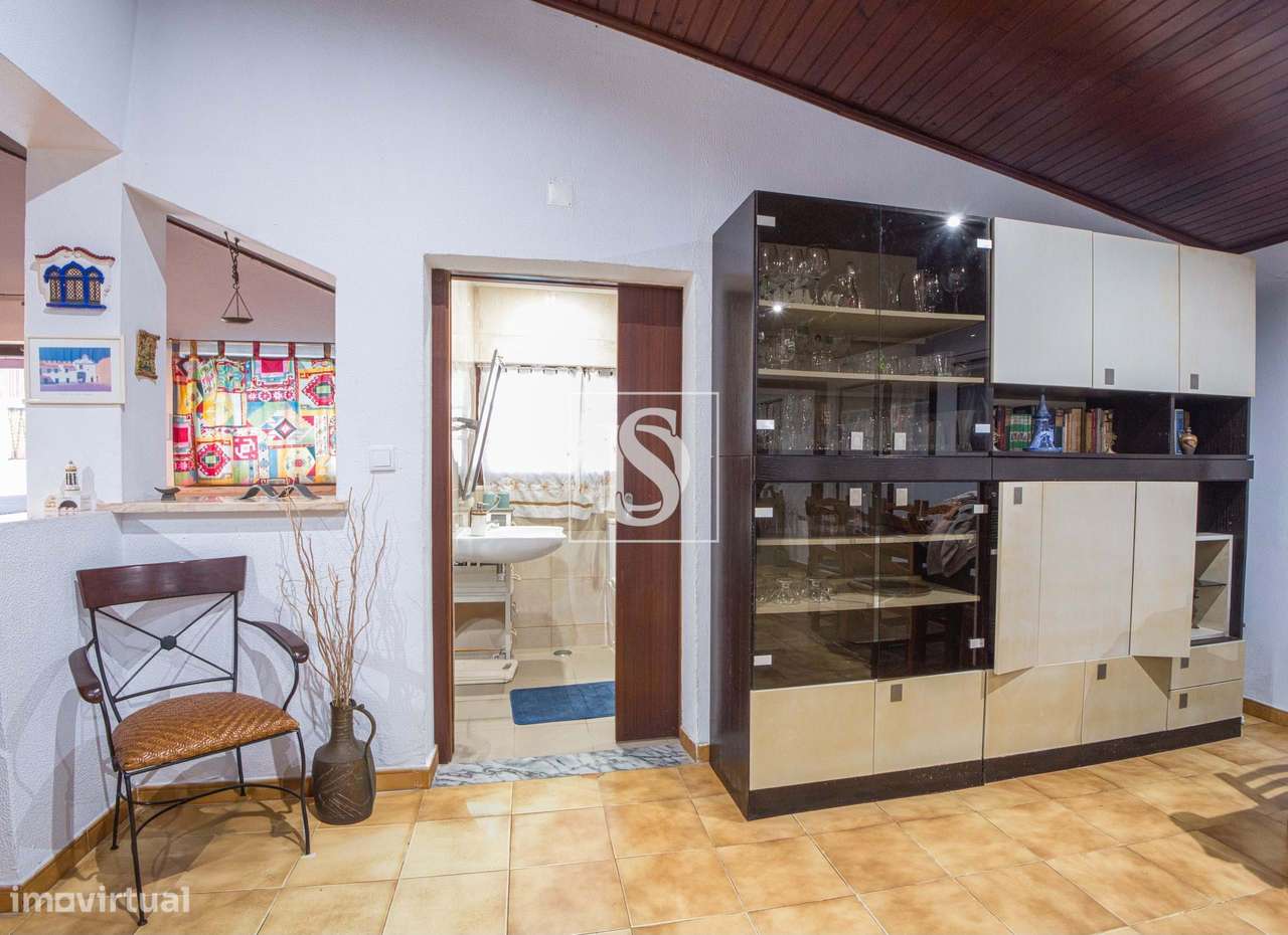 Moradia T4 Restaurante e Piscina Aquecida  Aroeira-34