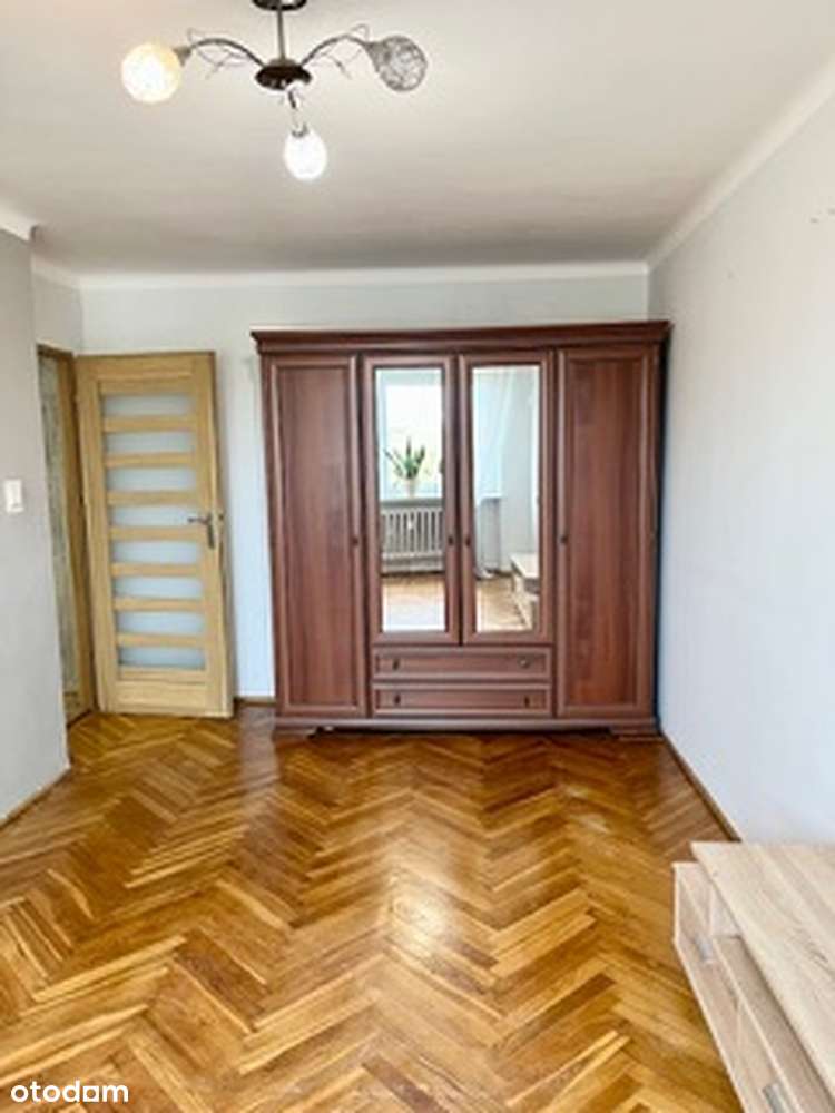 Słoneczne 3 pokoje z oddzielną kuchnią i balkonem-9