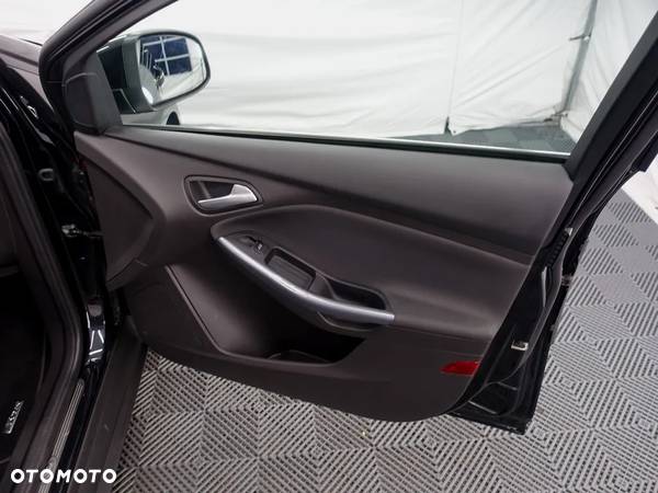 Ford Focus 1.6 EcoBoost Titanium - 15