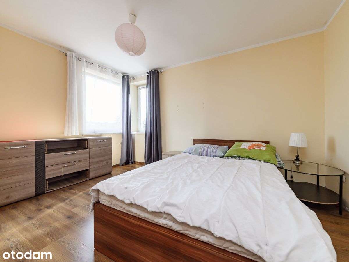 Dobra komunikacja | Loggia | Miejsce postojowe - Pełny obrazek: 5/10