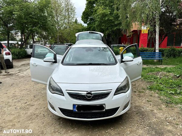Opel Astra 2.0 CDTI Enjoy - 6