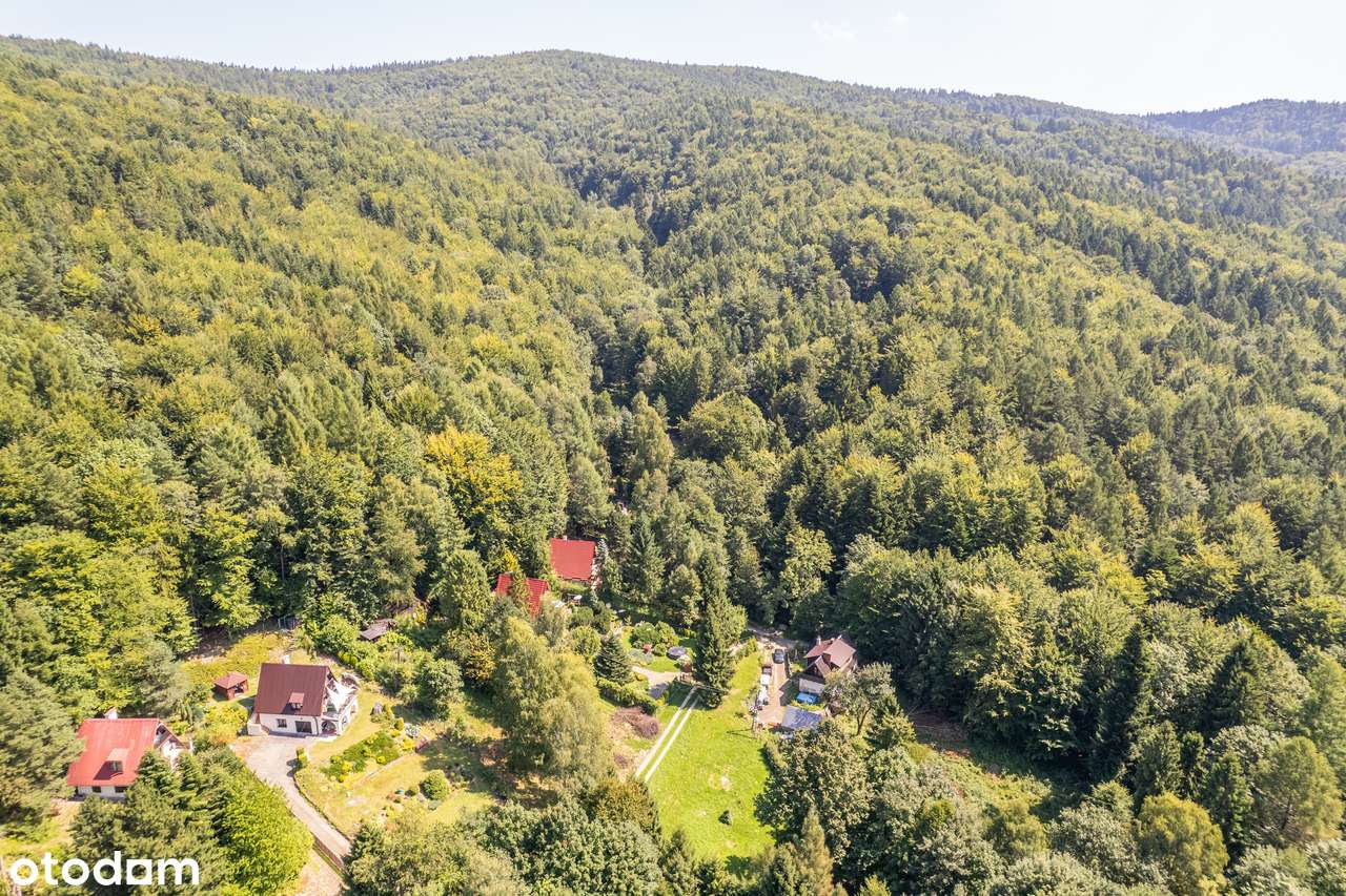 Urokliwa działka rekreacyjna przy lesie – Targanice-3
