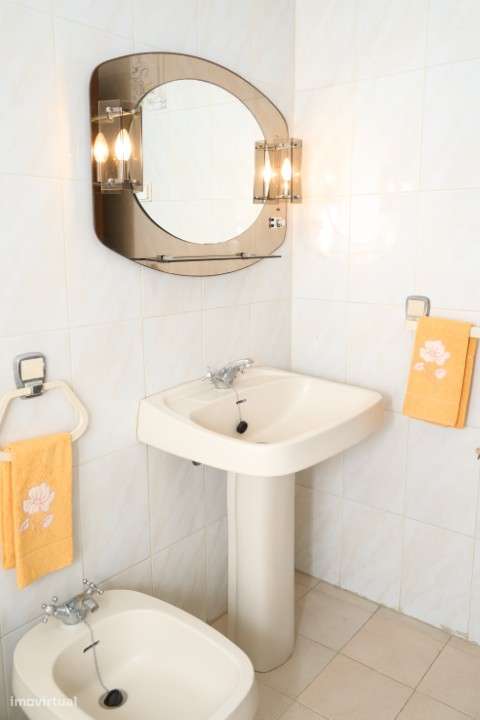 Oferta da Escritura e Registo .Apartamento T2  na Póvoa de Varzim-8