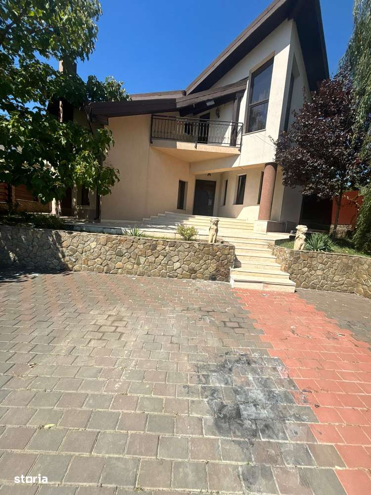 Vila in Iasi - Imagine principală: 1/13