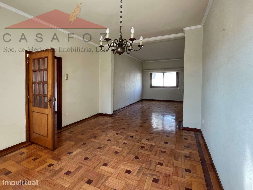 Venda Moradia T6 no Bairro dos Músicos-7