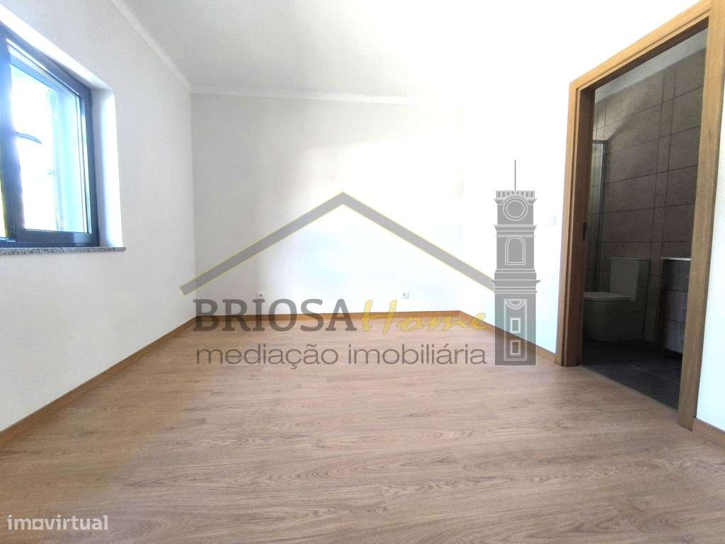 Moradia T3 em Vila Nova de Poiares-40