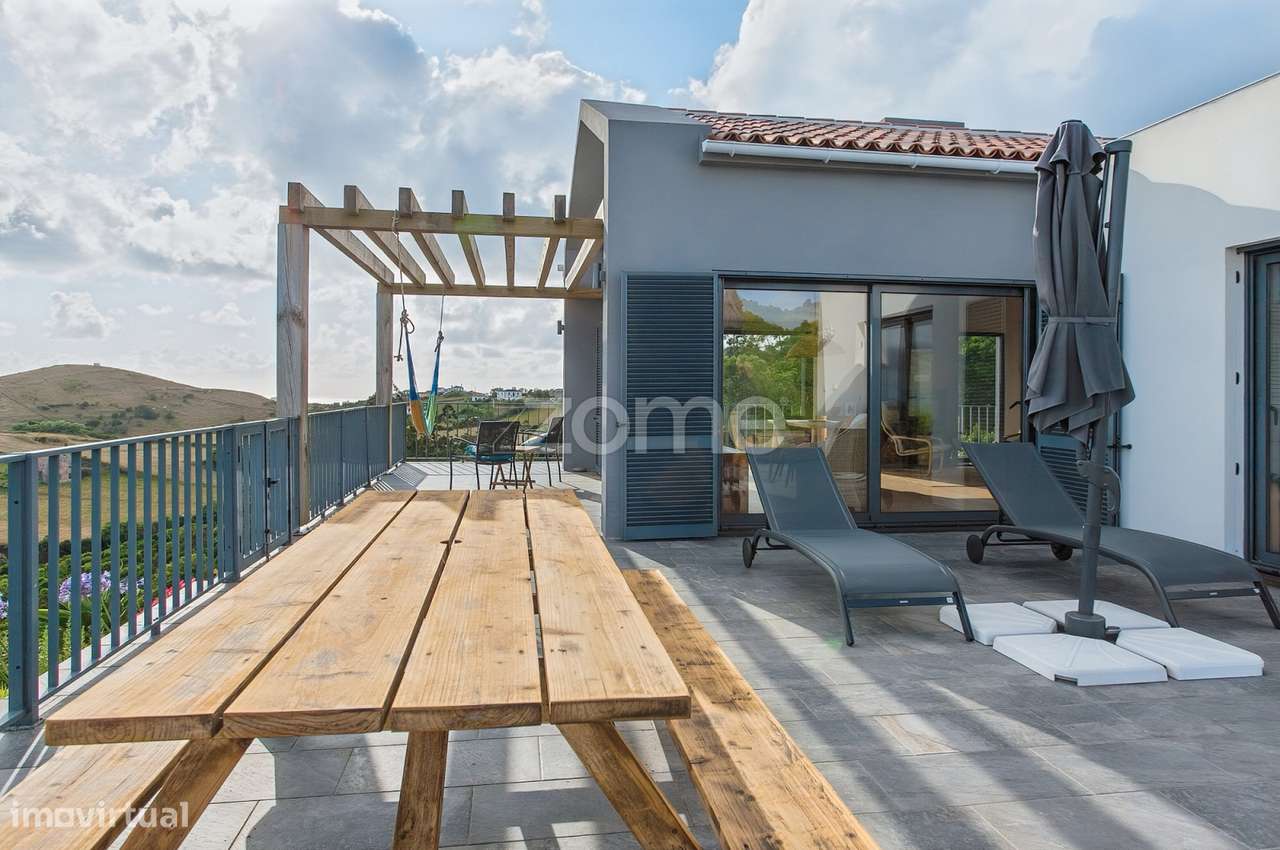 Moradia Contemporânea com Vista Panorâmica sobre o Oceano – Malbusc... - Grande imagem: 5/27