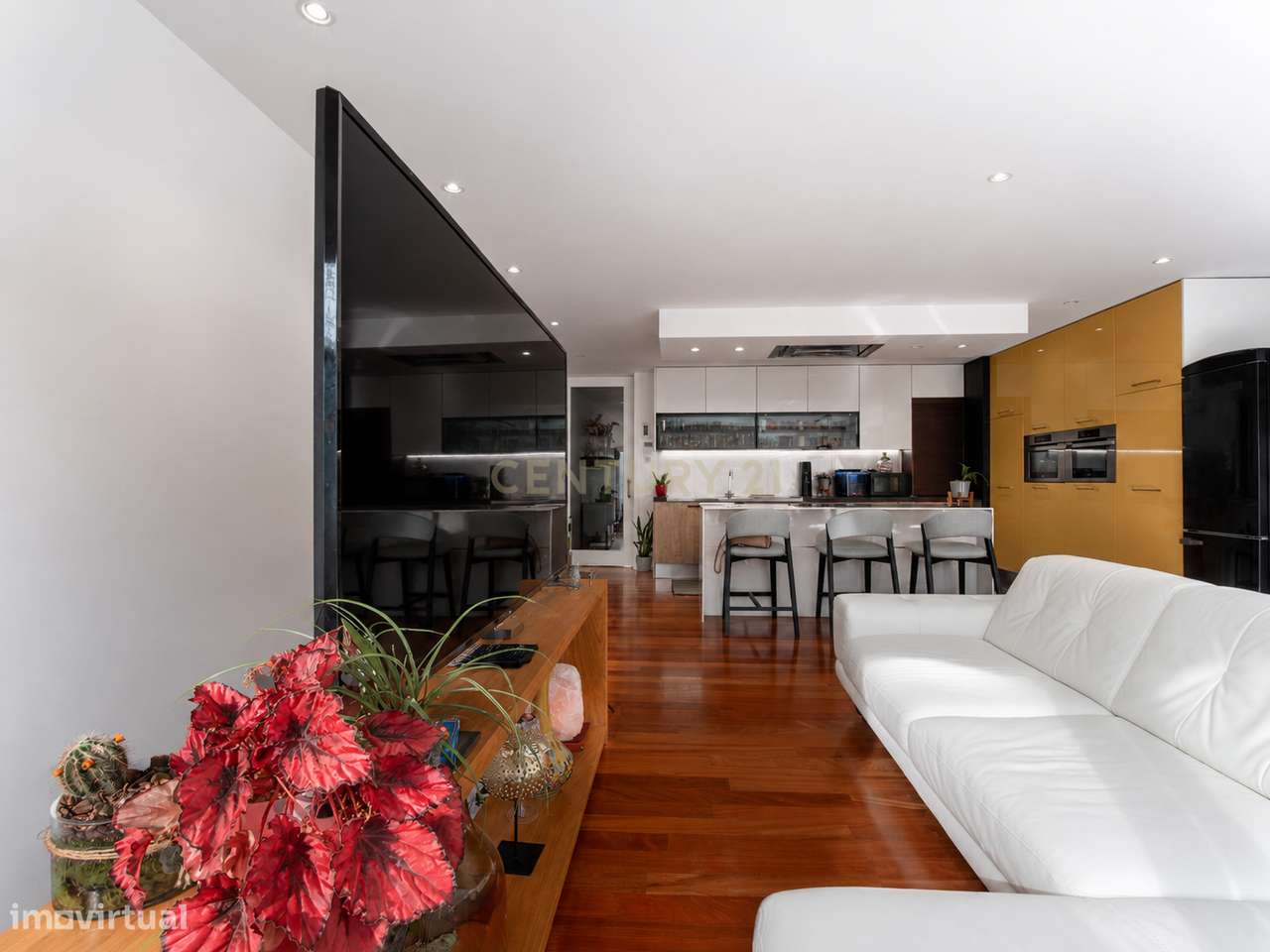 Moradia de Luxo T4, 200m da praia, garagem, jardim, Póvoa de Varzim-5