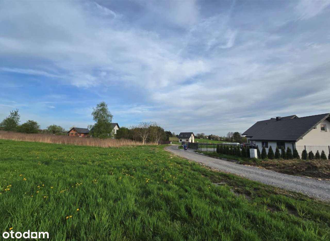 Działka RM Tomaszowice, ul. Różana-8