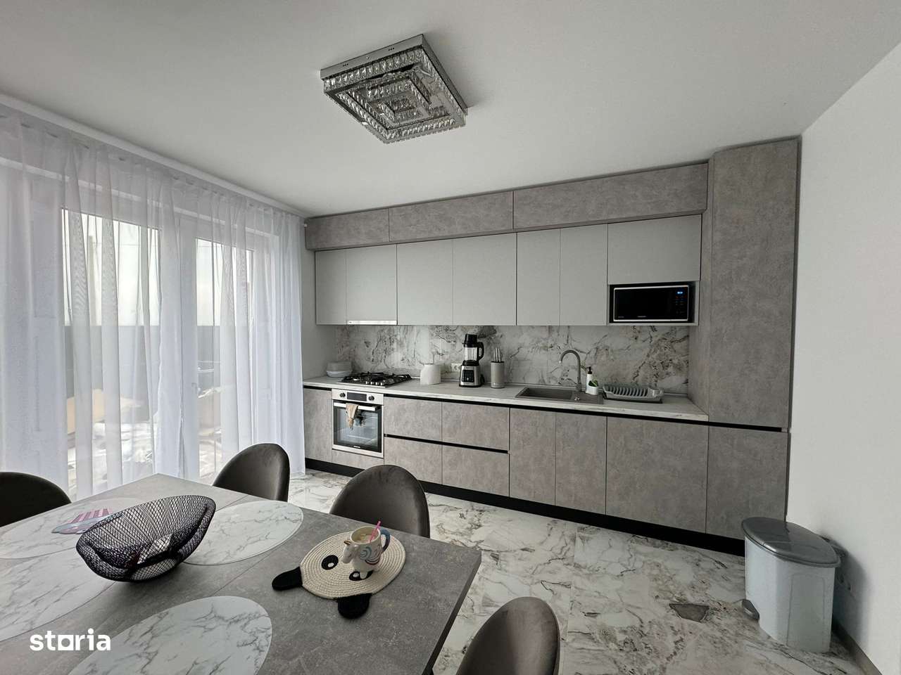 Cartier Privat - Pompa de caldura - Panouri fotovoltaice - Imagine principală: 3/6