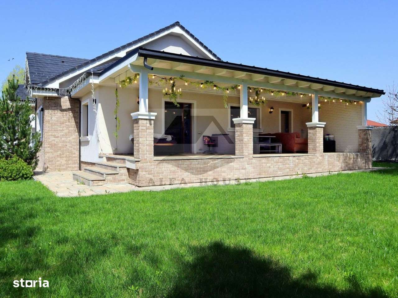 Casa deosebita cu 4 camere, 228 mp, Brașov - Cartierul Stupini - Imagine principală: 4/20