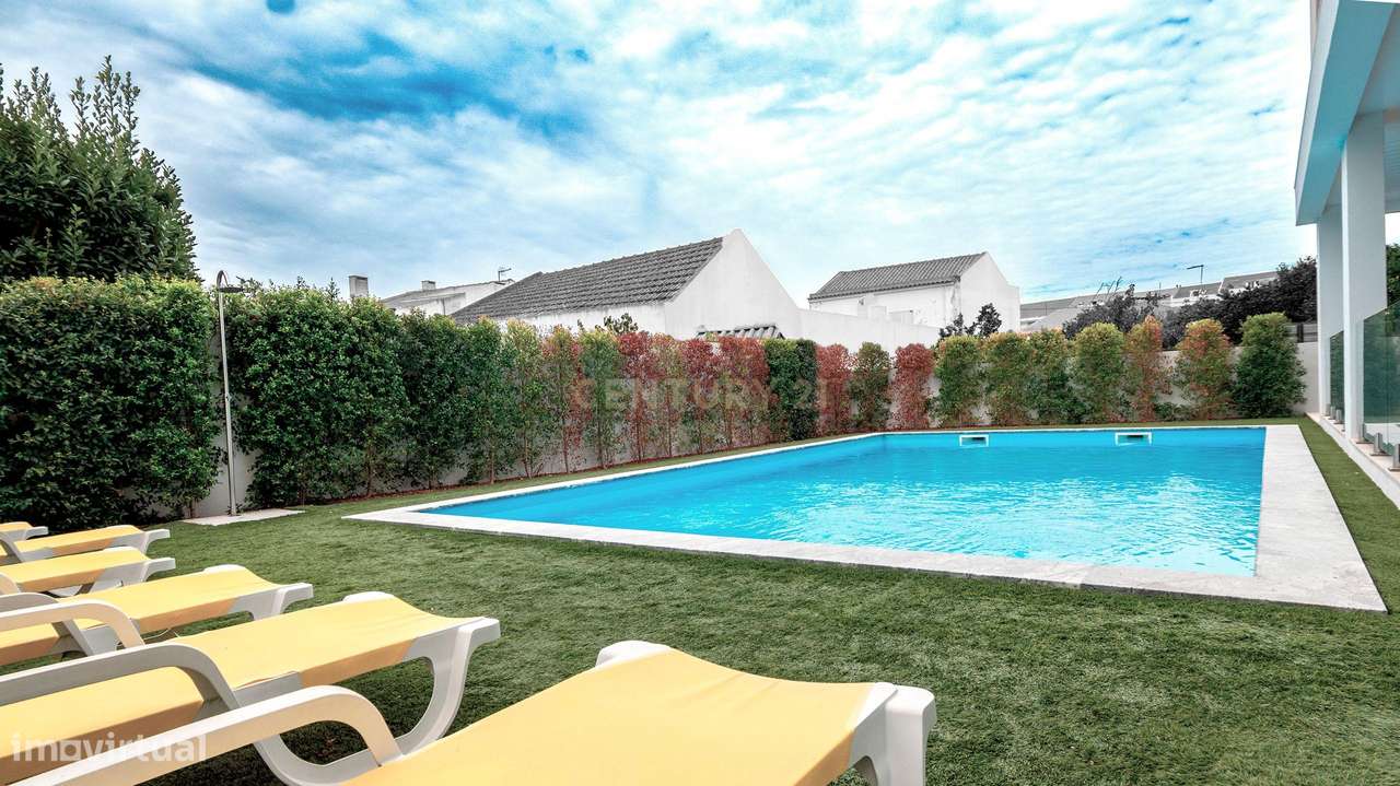 Apartamento T4 duplex em Alcochete - Grande imagem: 4/45