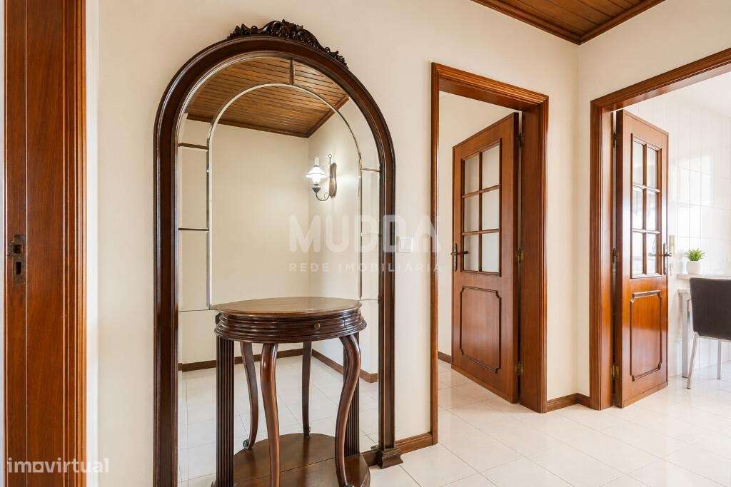 Apartamento T3 Duplex no coração de Estarreja – conforto, espaço e loc-25