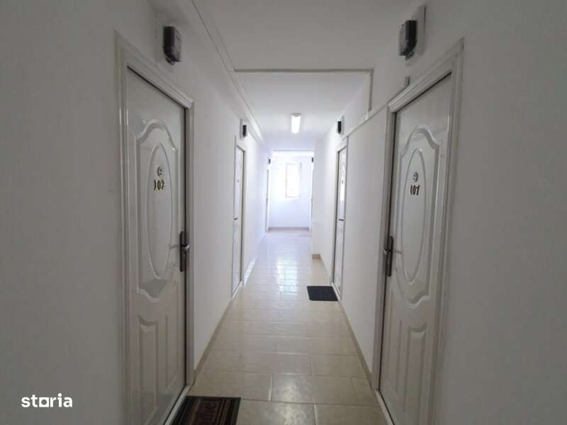 Piata Trapezului/7 minute metrou 1 Decembrie 1918 - Imagine principală: 4/7