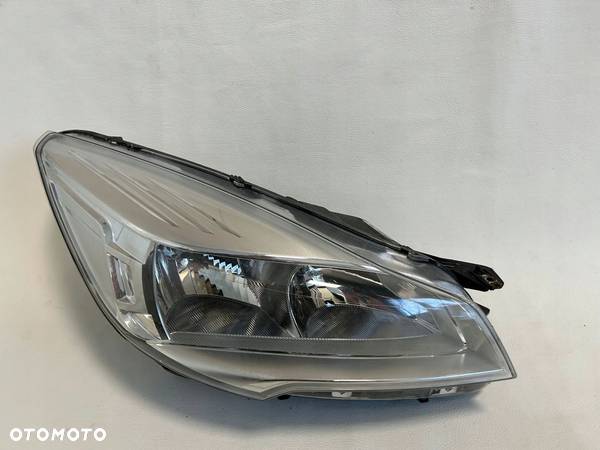 Ford Kuga Mk2 Mk-2 H7 lampa prawa przód przednia - 2