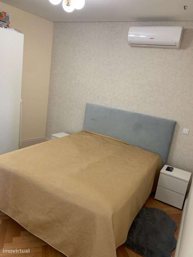 Apartamento com 1 quartos - localizado em Santo Ildefonso Porto - Grande imagem: 5/12