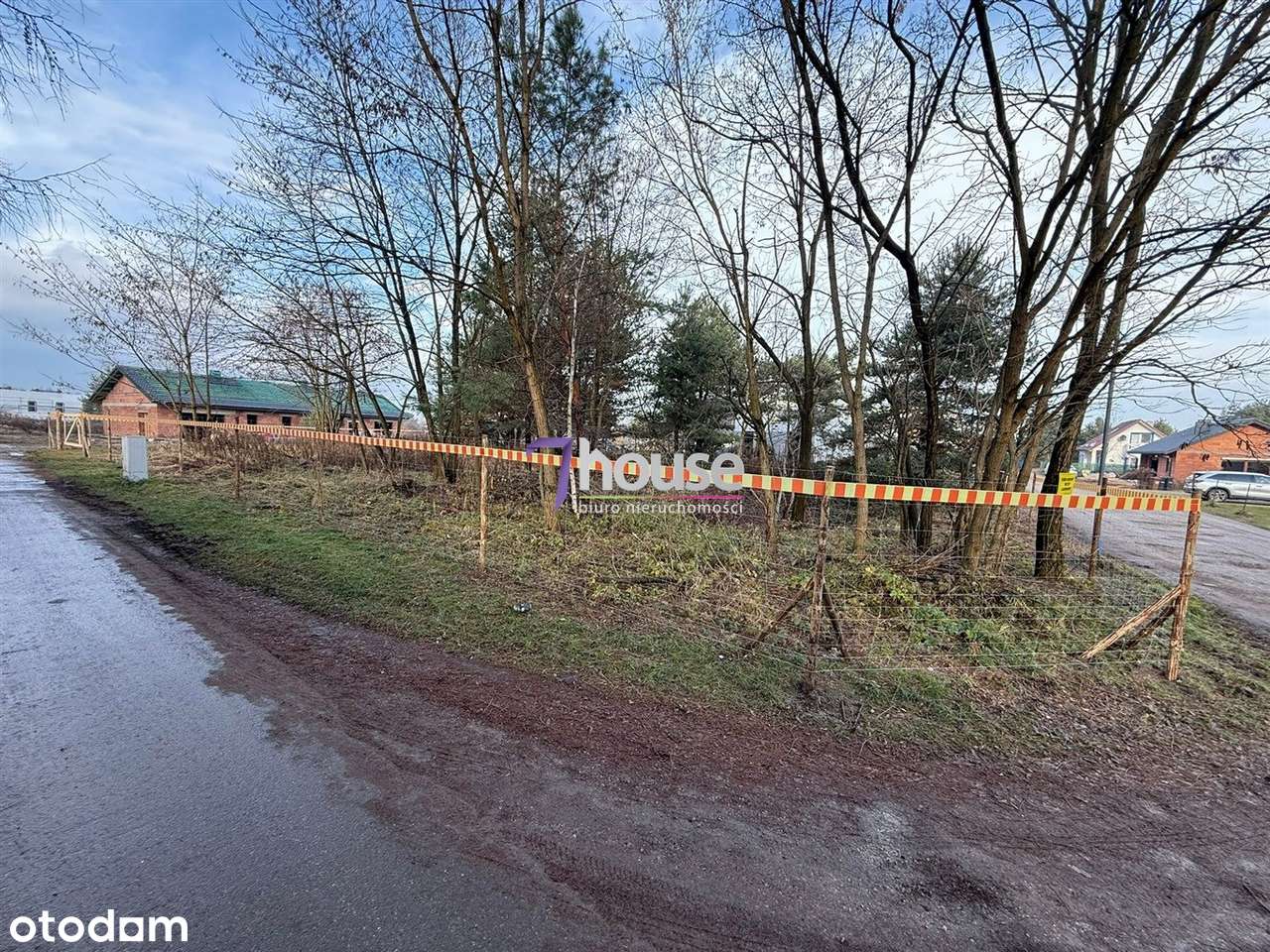 Działka budowlana 963m2,uzbrojona !-3