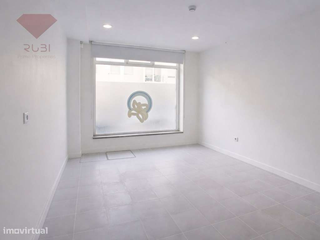 Escritório Privativo - 14m2 - Centro de Escritórios da Quinta do Conde - Grande imagem: 3/7