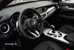 Alfa Romeo Stelvio 2.0 Turbo Sprint Q4 - 17