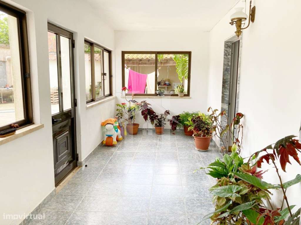 Moradia T4 com 8 415m2 de terreno em Reguengo Grande, Lourinhã - Grande imagem: 4/26