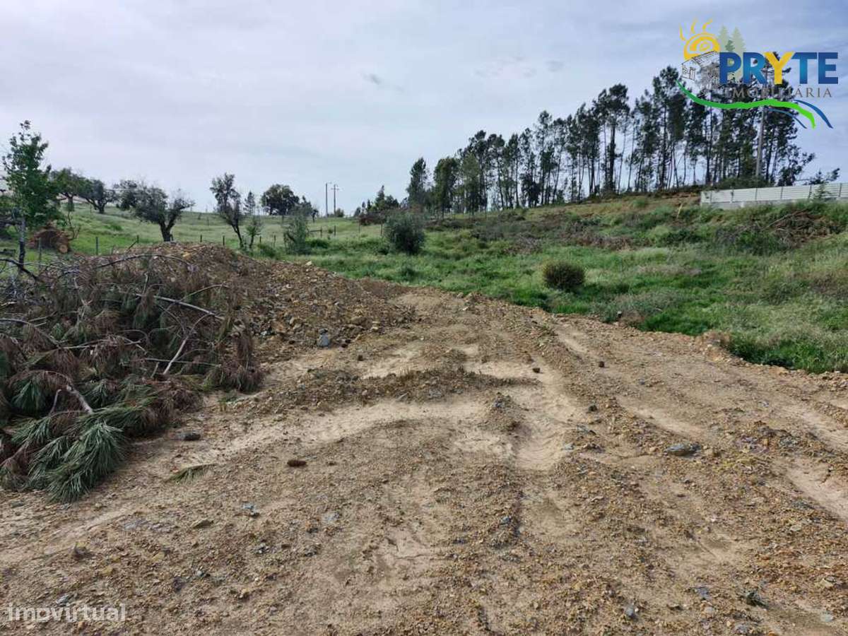 Terreno Para Construção situado na Vila da Sertã-7