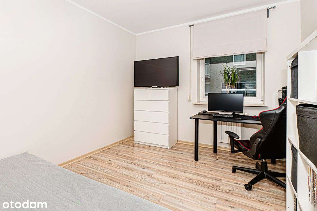 70m2 mieszkania i 22m2 przestrzeni na powietrzu-17