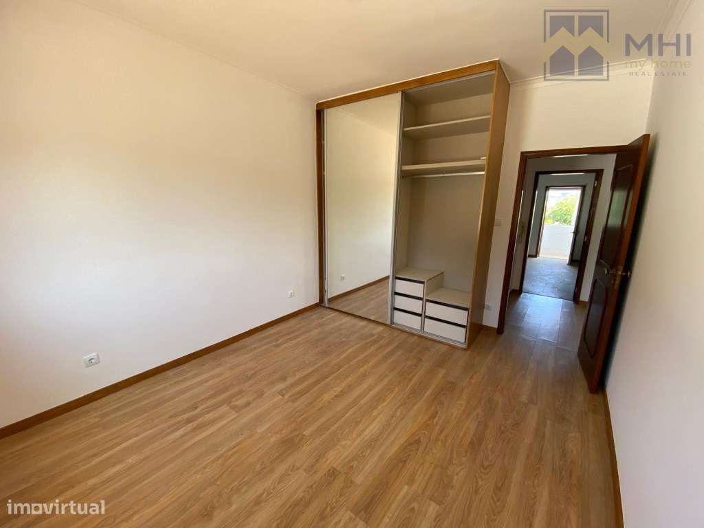 Andar Moradia T2 com Terraço em Valadares a 2 Minutos da Praia-15