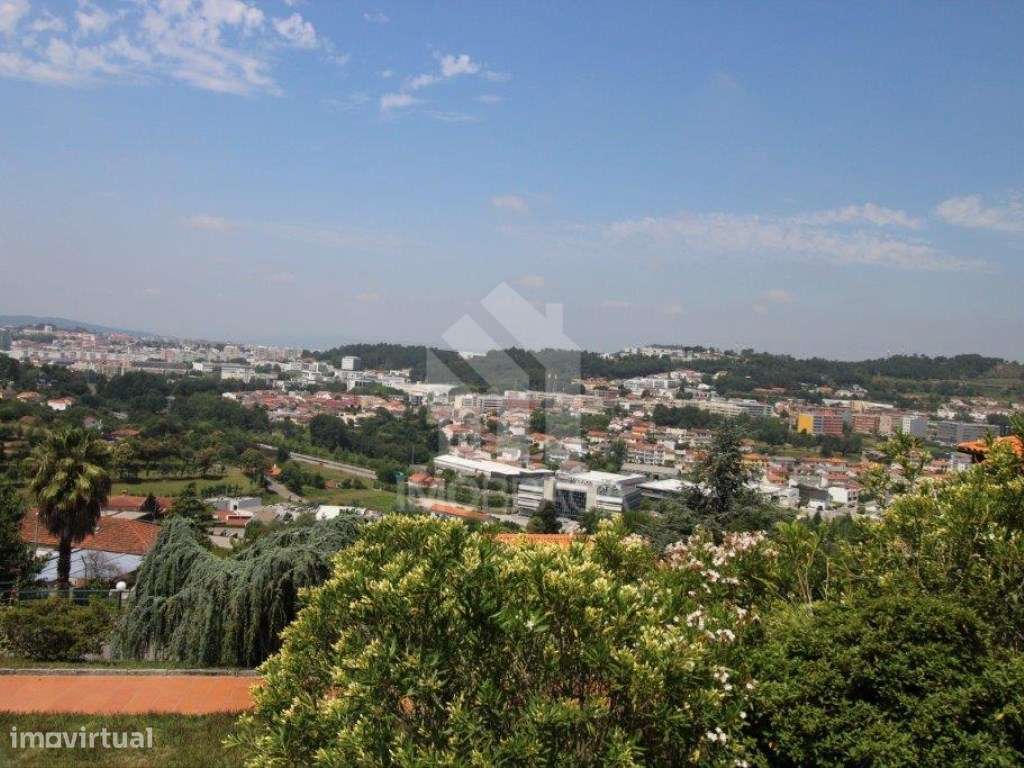 Terreno para Construção de Moradia Individual | Tenões - Braga-4